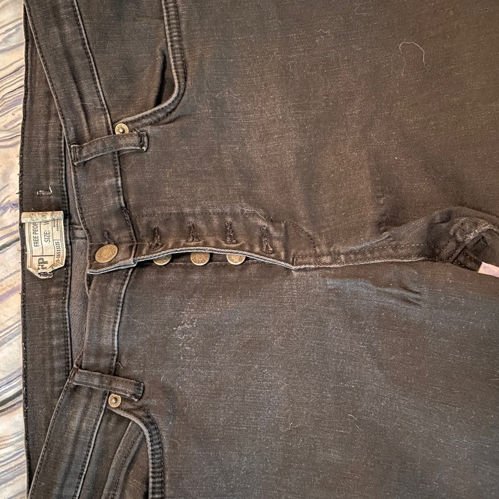 Free people button fly black skinny jeans 31